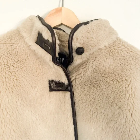 NWT Gap Cream Sherpa & Faux Brown Leather Oversized Jacket Coat Size L Vegan - Picture 8 of 16